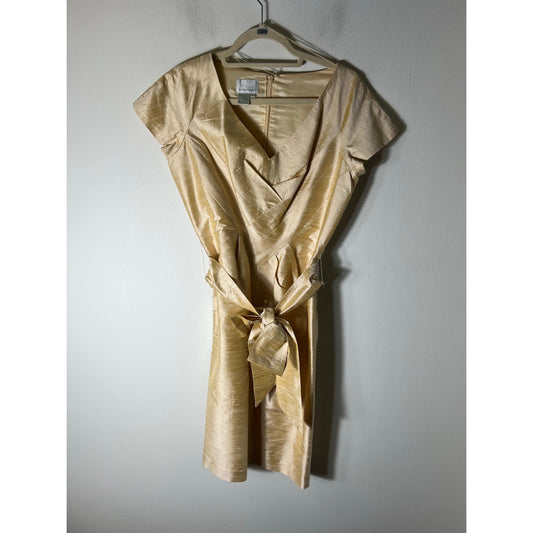 Donna Morgan Butter Yellow Silk Cap Sleeve V Neck SPecial Occasion Dress Sz 8