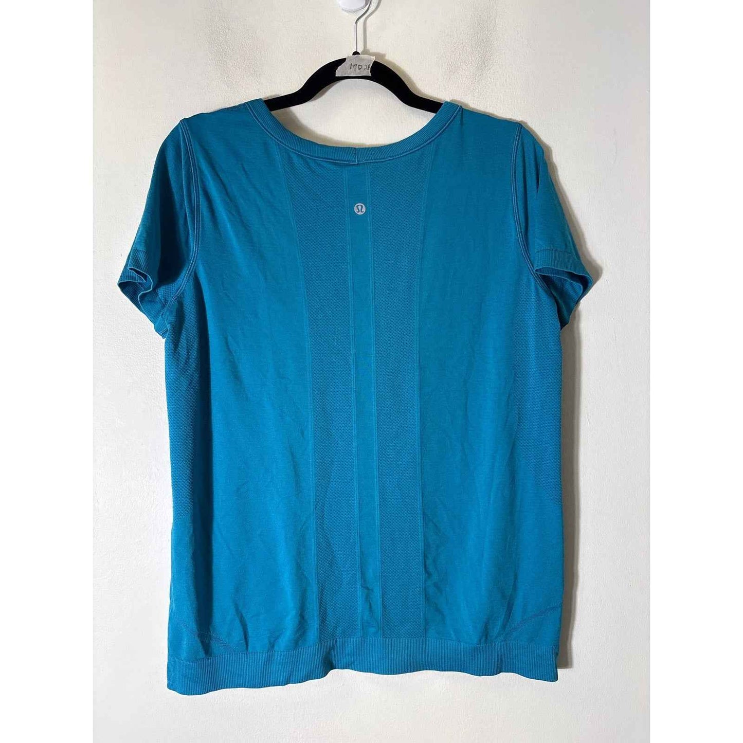 Lululemon Bright Blue Short Sleeve Athletic Shirt Sz 10