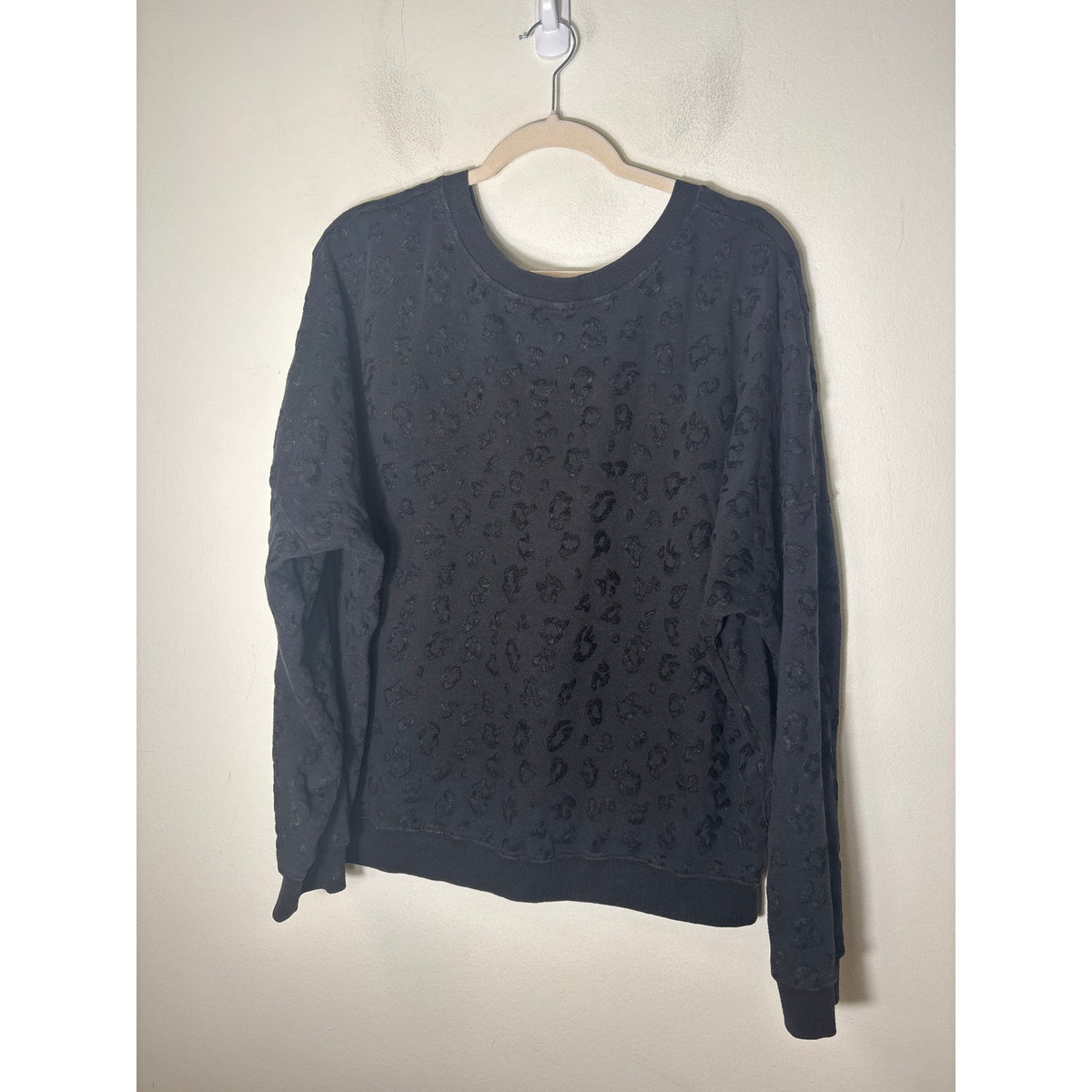 Z Supply black Cheetah Print Sweatshirt Sz XL