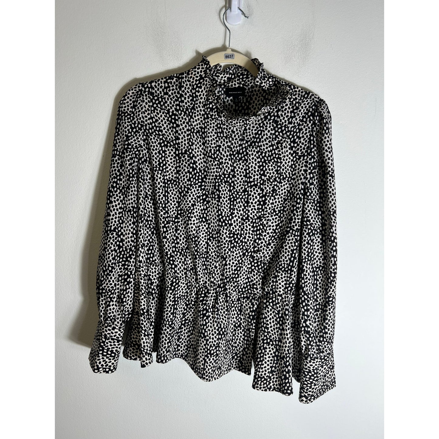 Who What Wear Black/White Blouse Sz L