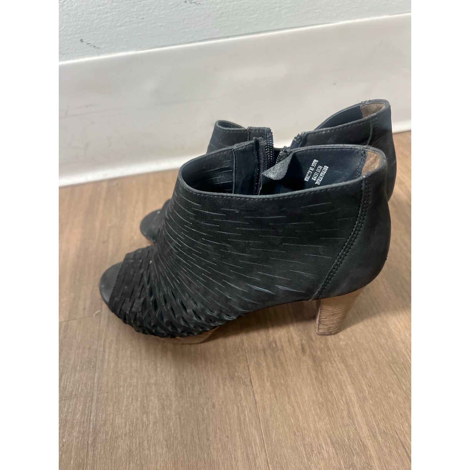 Cleere Closet | New & Used Designer Clothing, Shoes, Bags & Jewelry for All