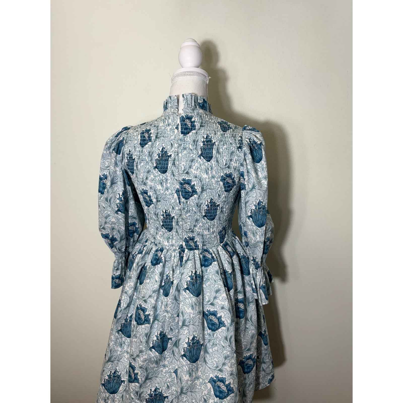 Hyacinth House Light Blue White Print 3/4 Sleeve High Collar Smocked Dress S XXS