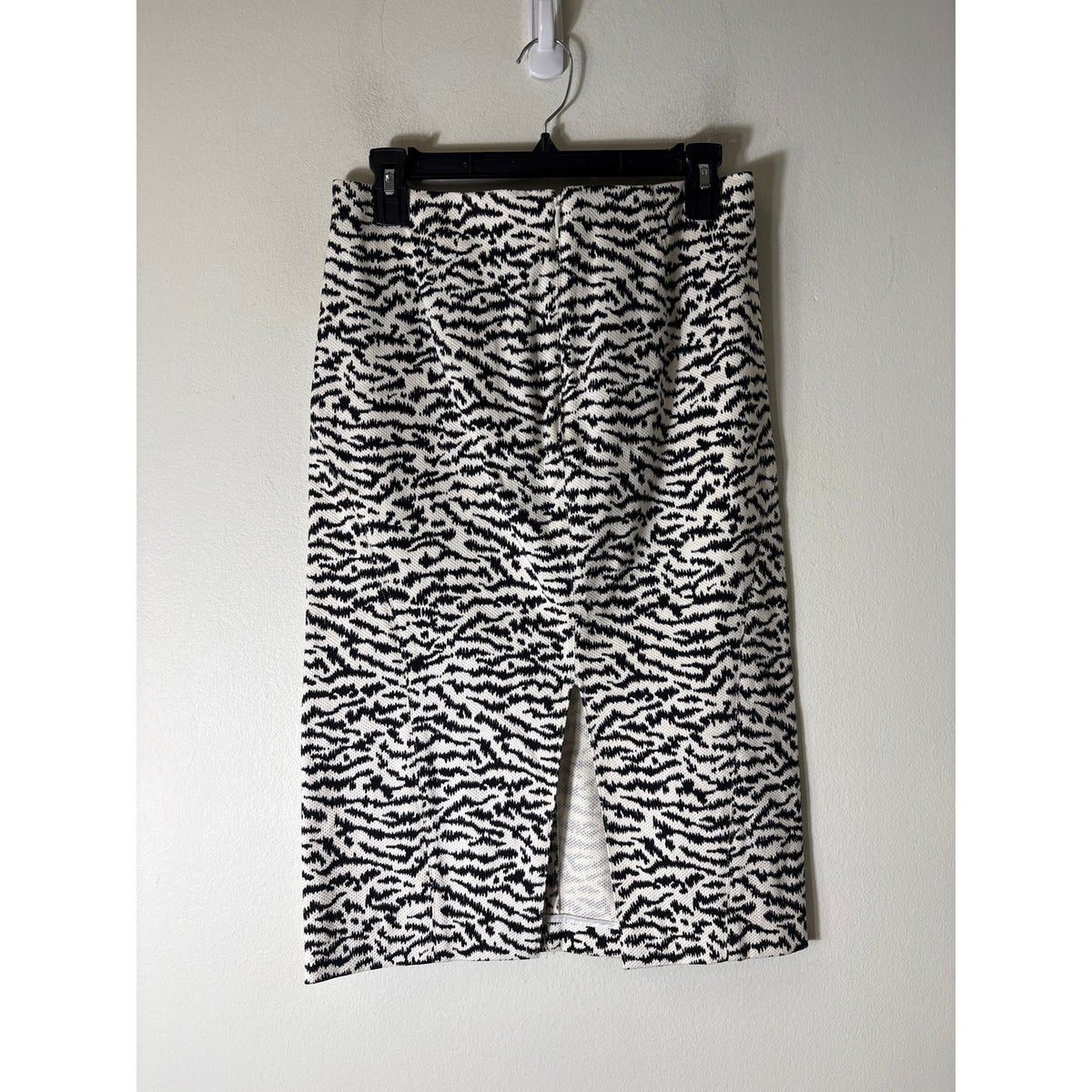 Veronica Beard Zebra Print Pencil Skirt Sz 8