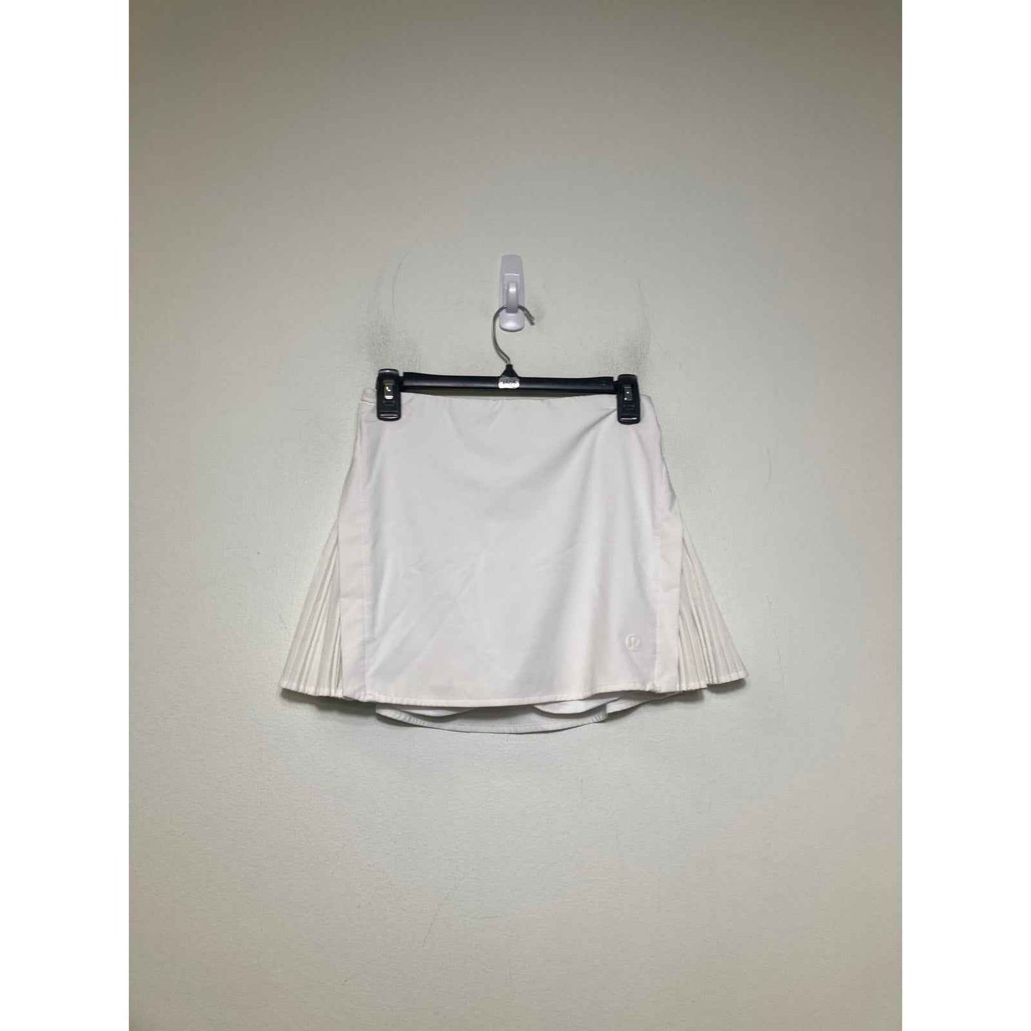 Lululemon White Pleated Athletic Skirt Sz 6