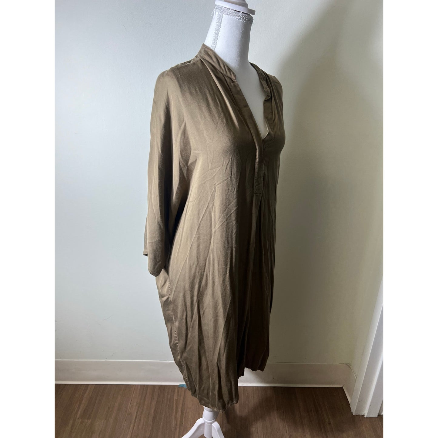 Neu Nomads Army Tan V Neck Short Sleeve Dress Sz L