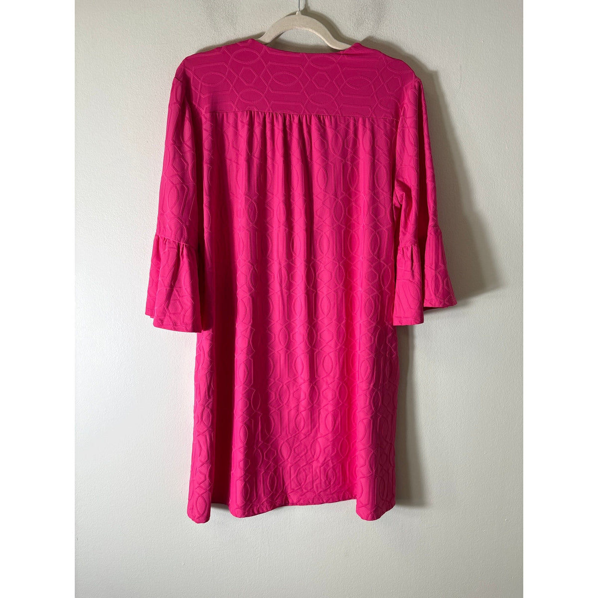 NWT Jude Connally Hot Pink 3/4 Bell Sleeve Knee Length Dress Sz M
