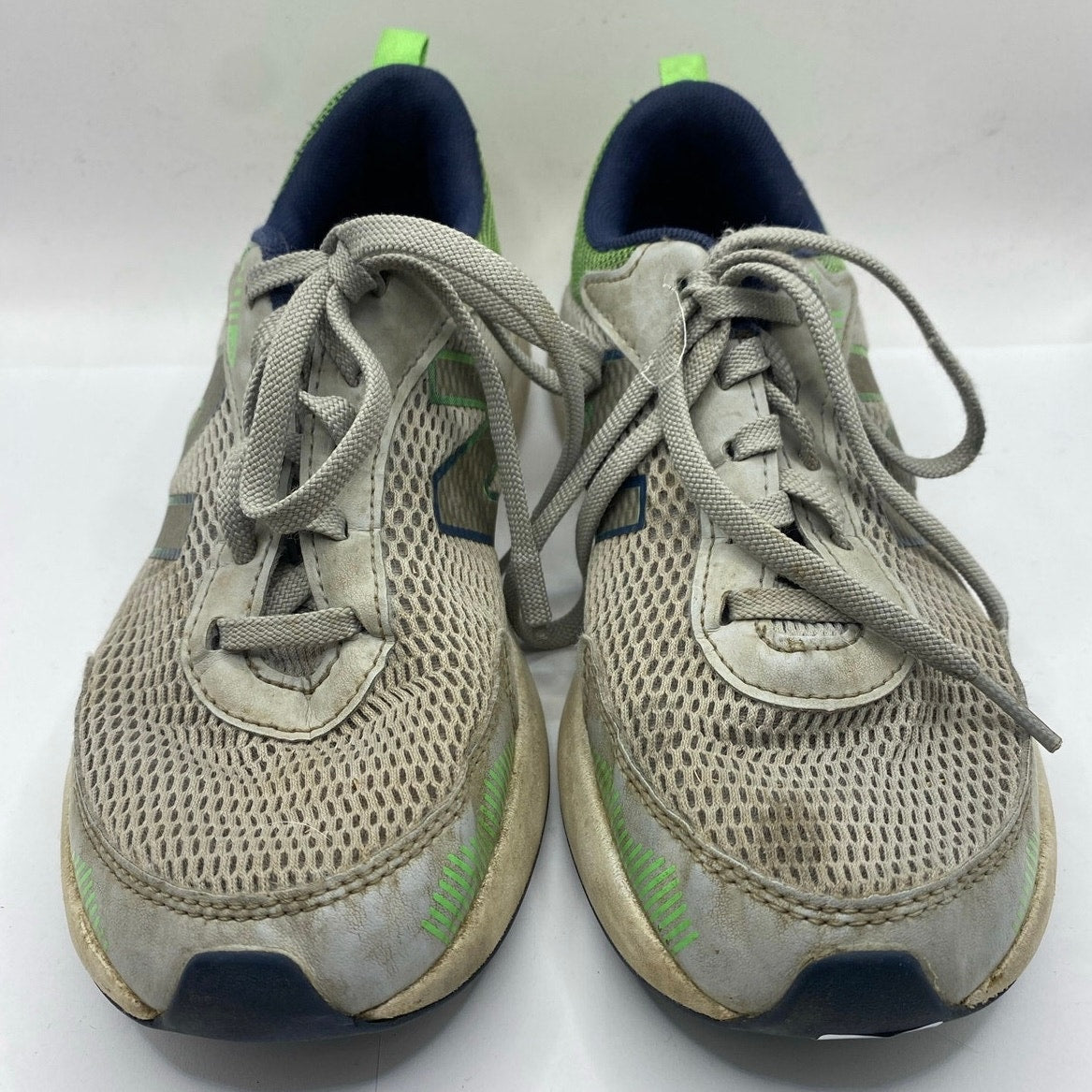 Kids New Balance Grey and Green Tennis Shoes Sz 4.5