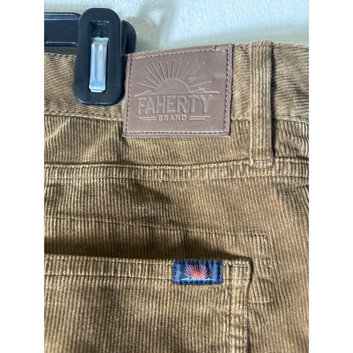 Faherty Olive Green Cords Sz 34