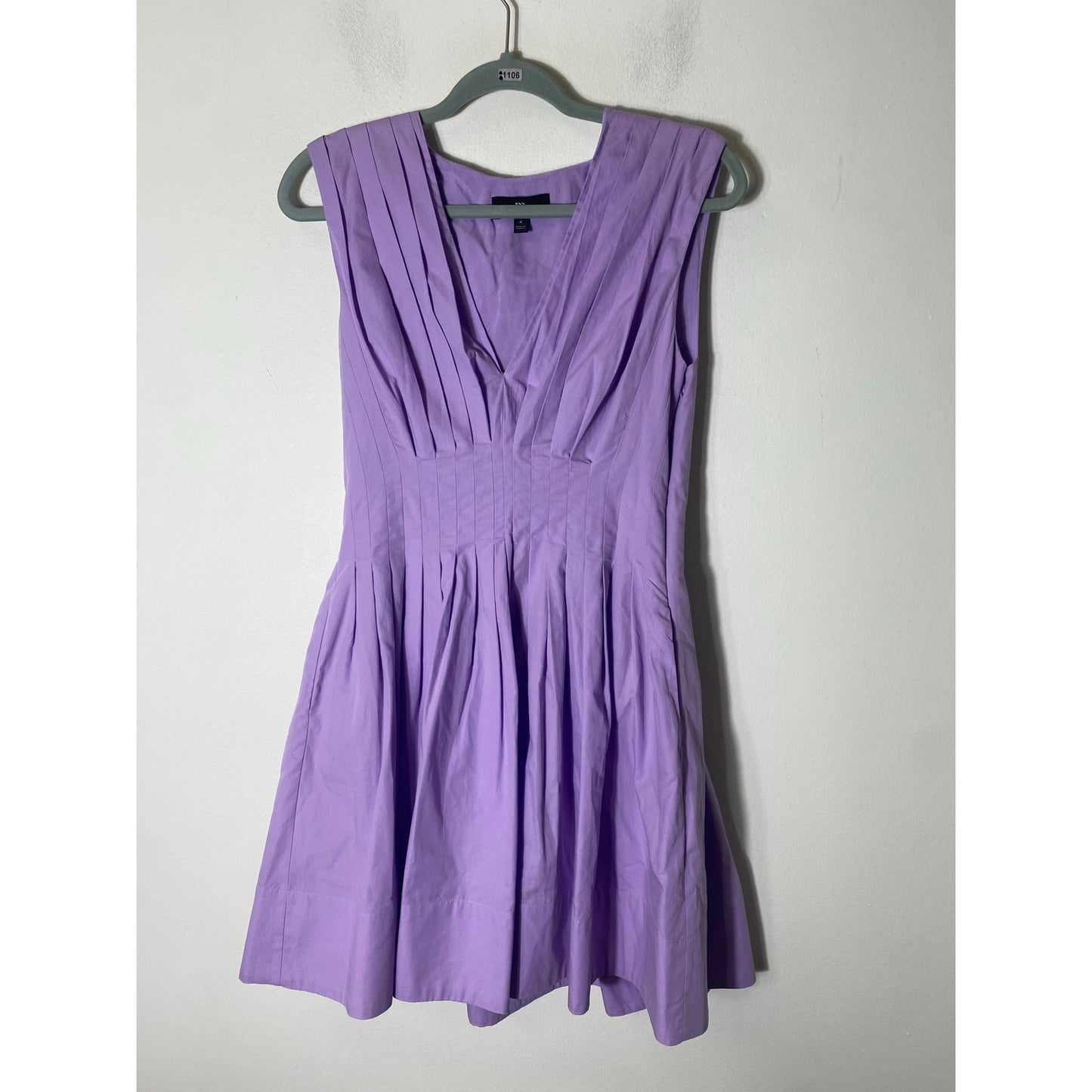 BR Lavender Purple Sleeveless V-Neck A-Line Knee Length Dress Sz 4.