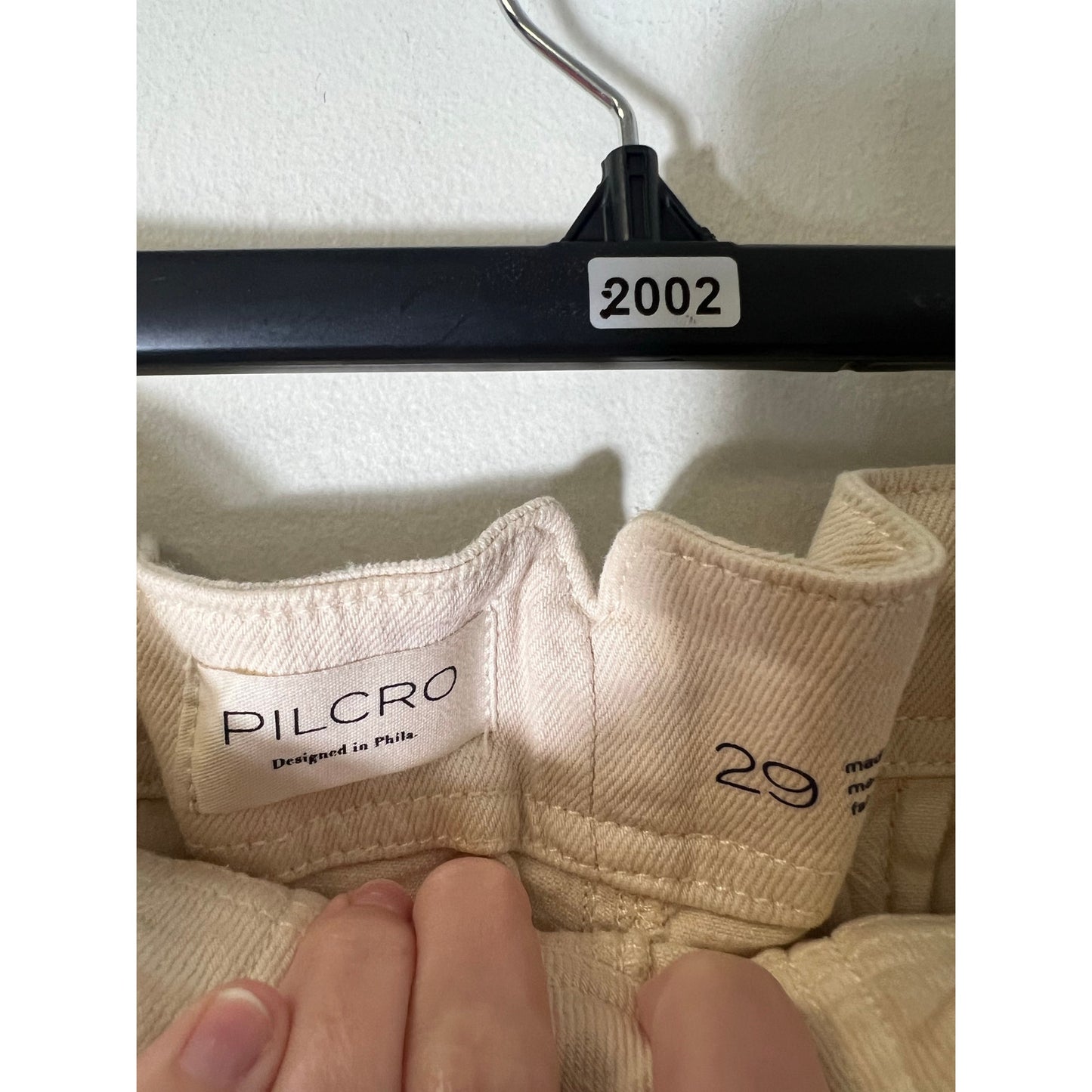 Pilcro Cream Soft Denim Shorts Sz 29