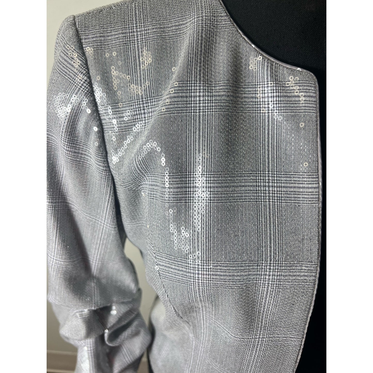 Alberto Makali Grey and Sequin Blazer size Small