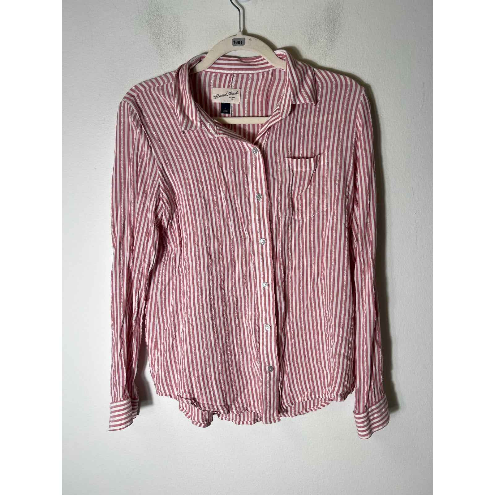 Universal Thread Red White Stripe Long Sleeve Button Up Shirt Sz S