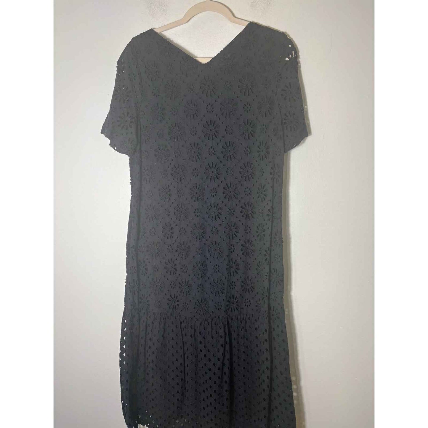 Madewell Black Eyelet Short Sleeve V-Neck Drop Waist Midi Dress Sz XS