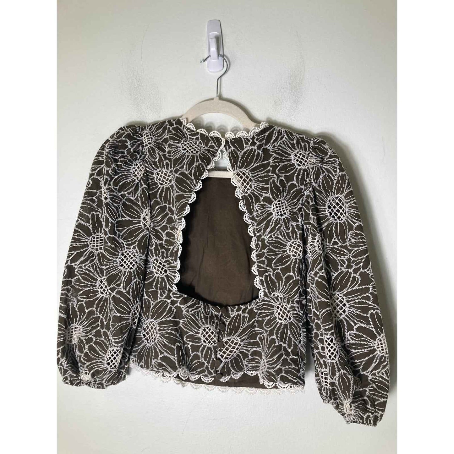 Express Brown w/ Floral Embroidered Top sz s