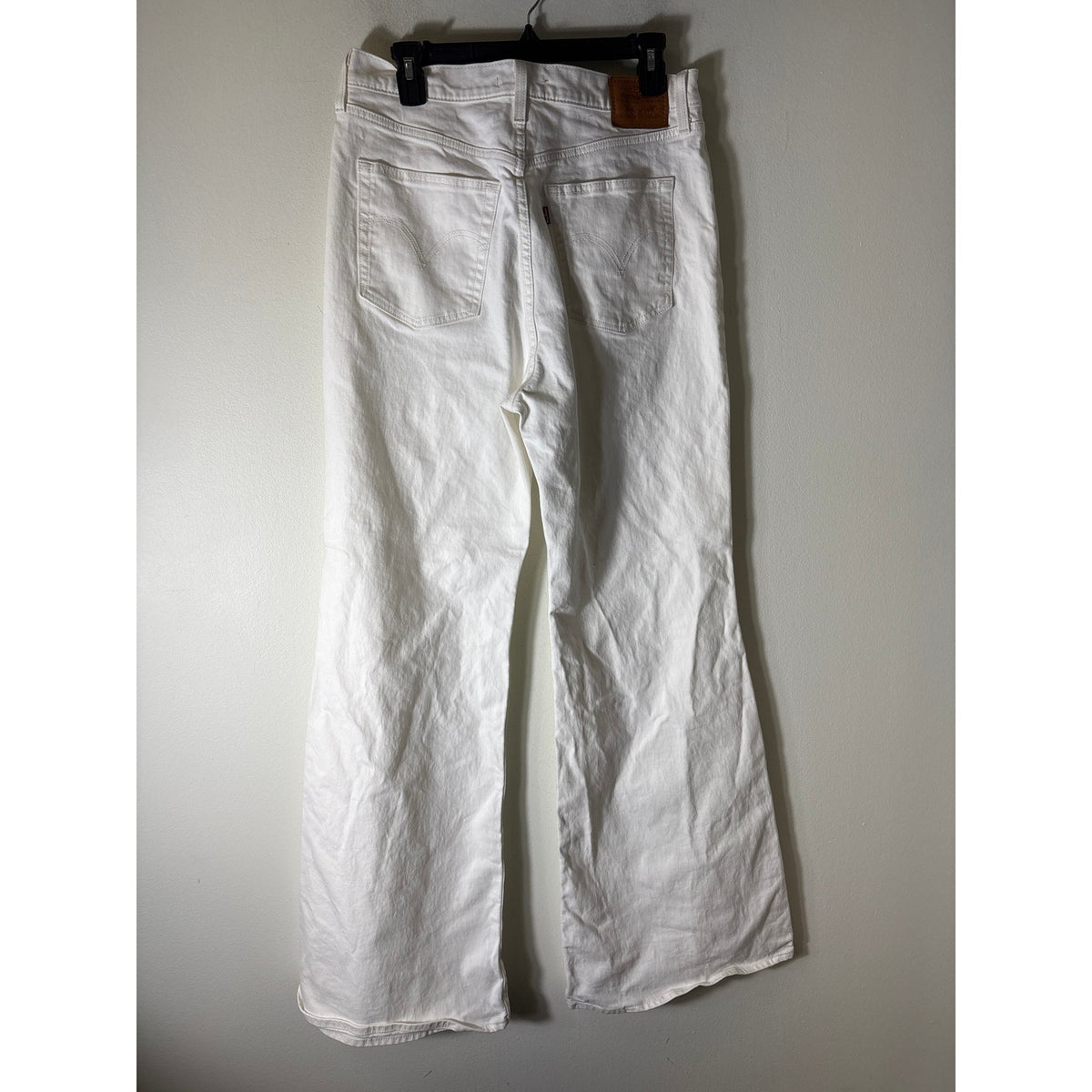 Levi's Antique White "Ribcage Bell" Denim Jeans sz 32