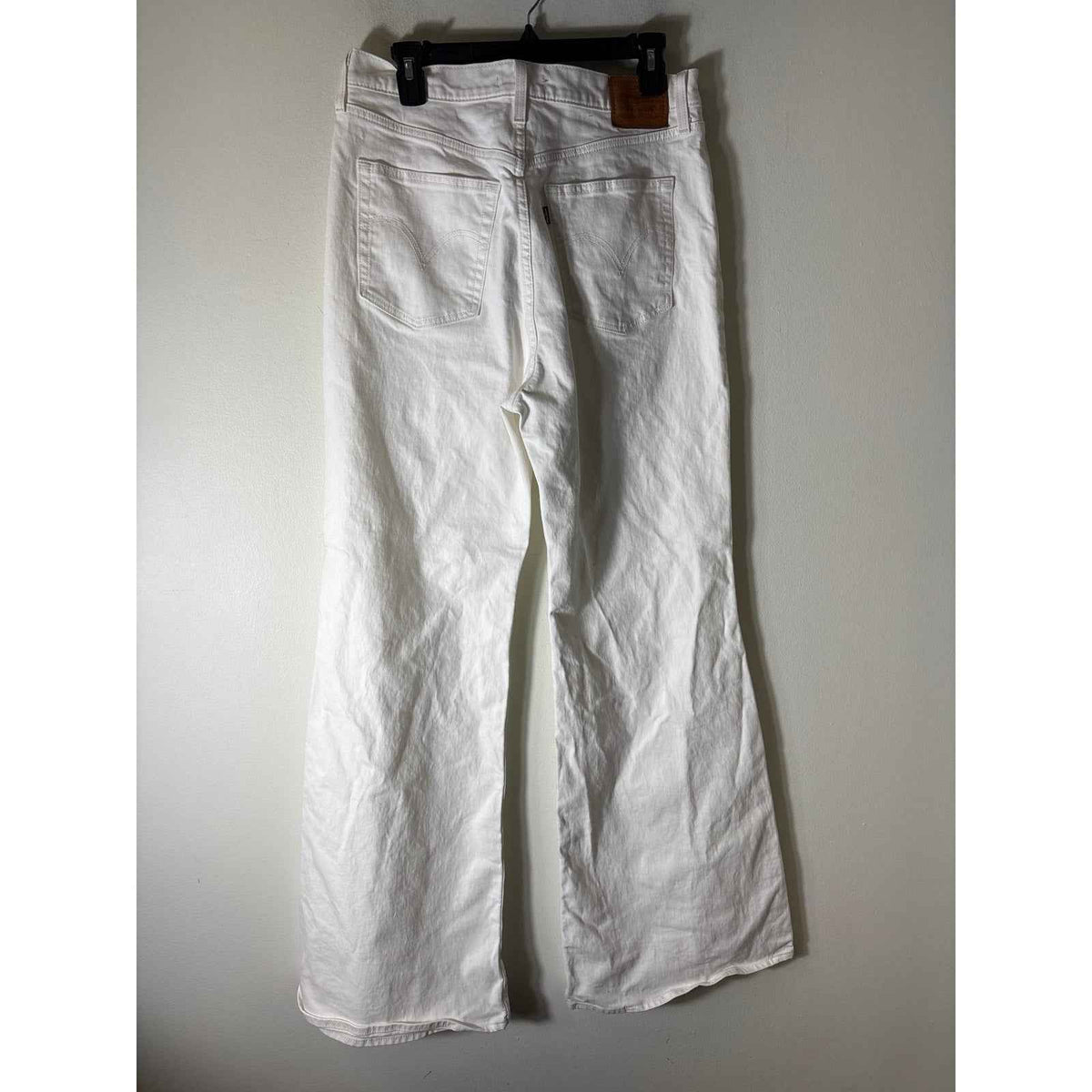 Levi's Antique White "Ribcage Bell" Denim Jeans sz 32