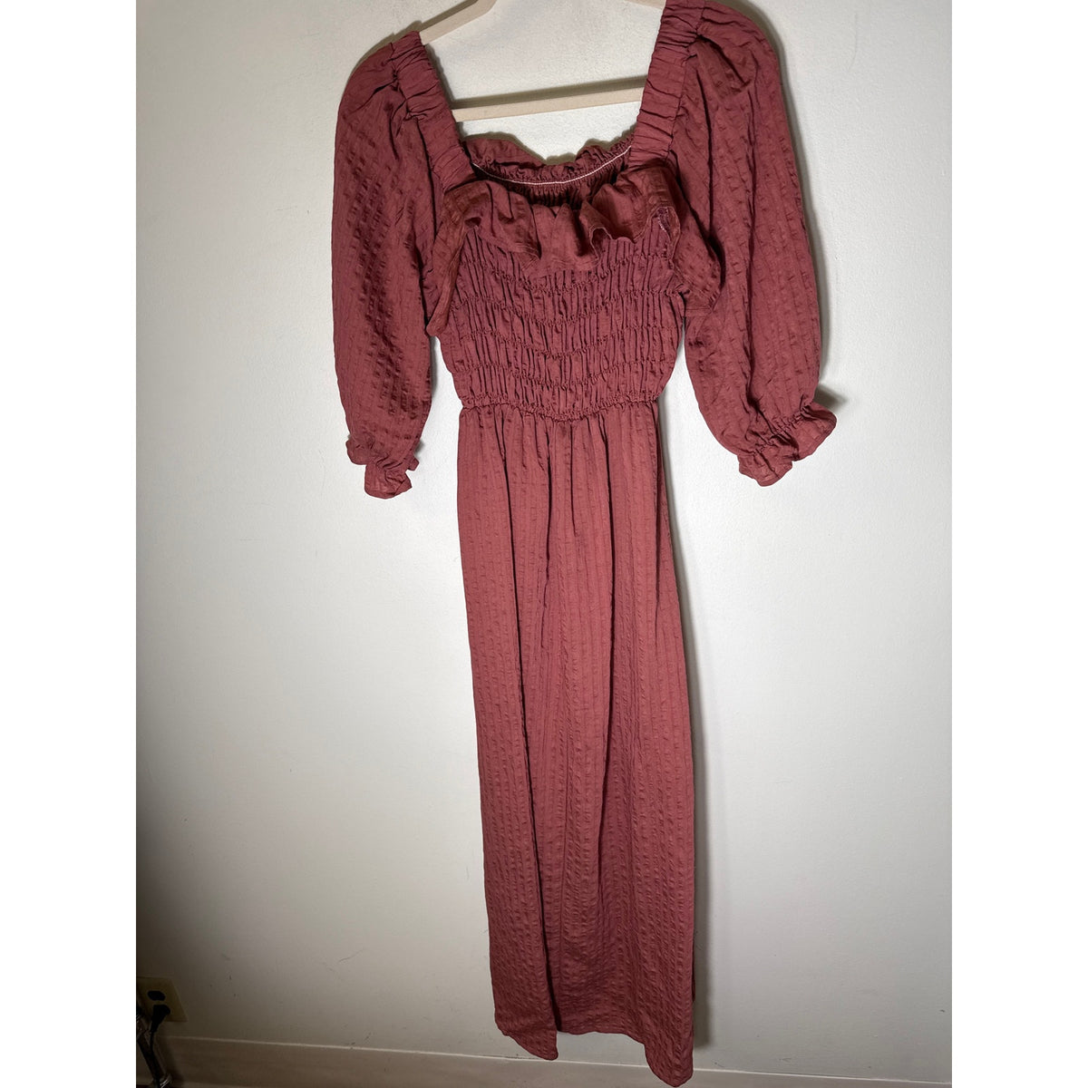 Ces Femme Dusty Red Off the Shoulder Smocked Maxi Dress Sz S