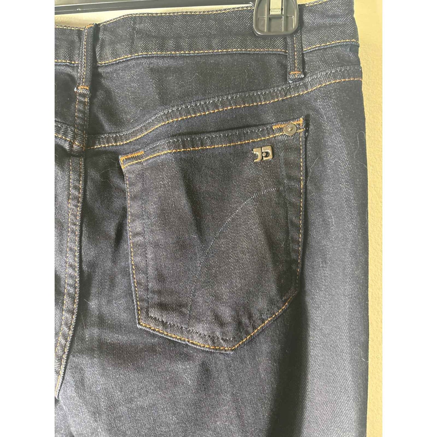 Joe's Dark Wash "Honey" FLare Leg Blue jeans Sz 28