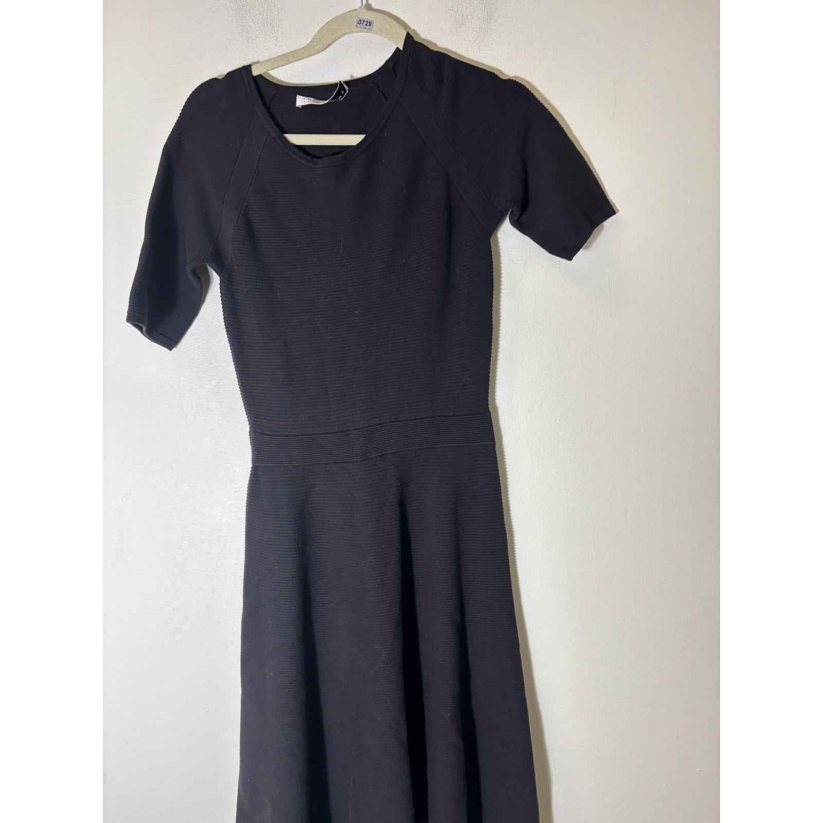 Trina Turk Black Ribbed Sweater Dress Sz fits like a M