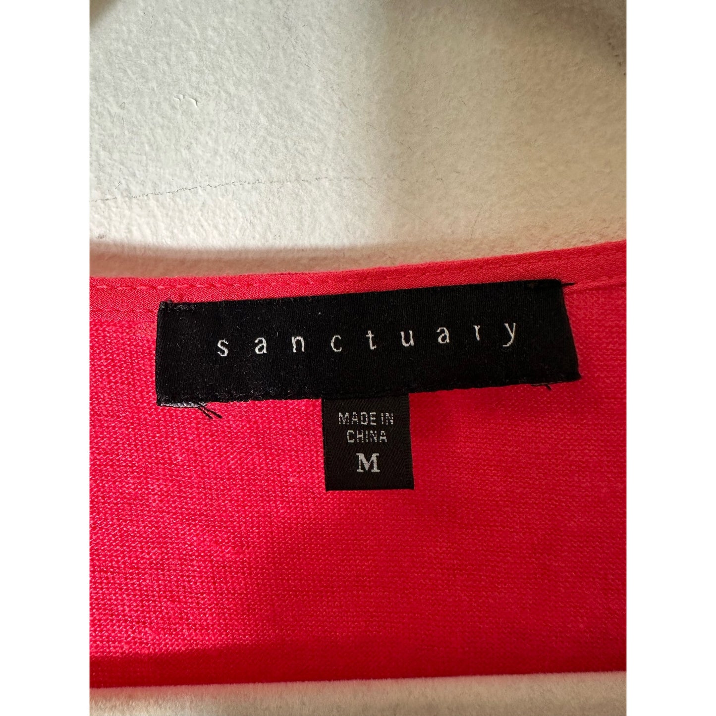 Sanctuary Pink V-Neck Tee Shirt Sz M