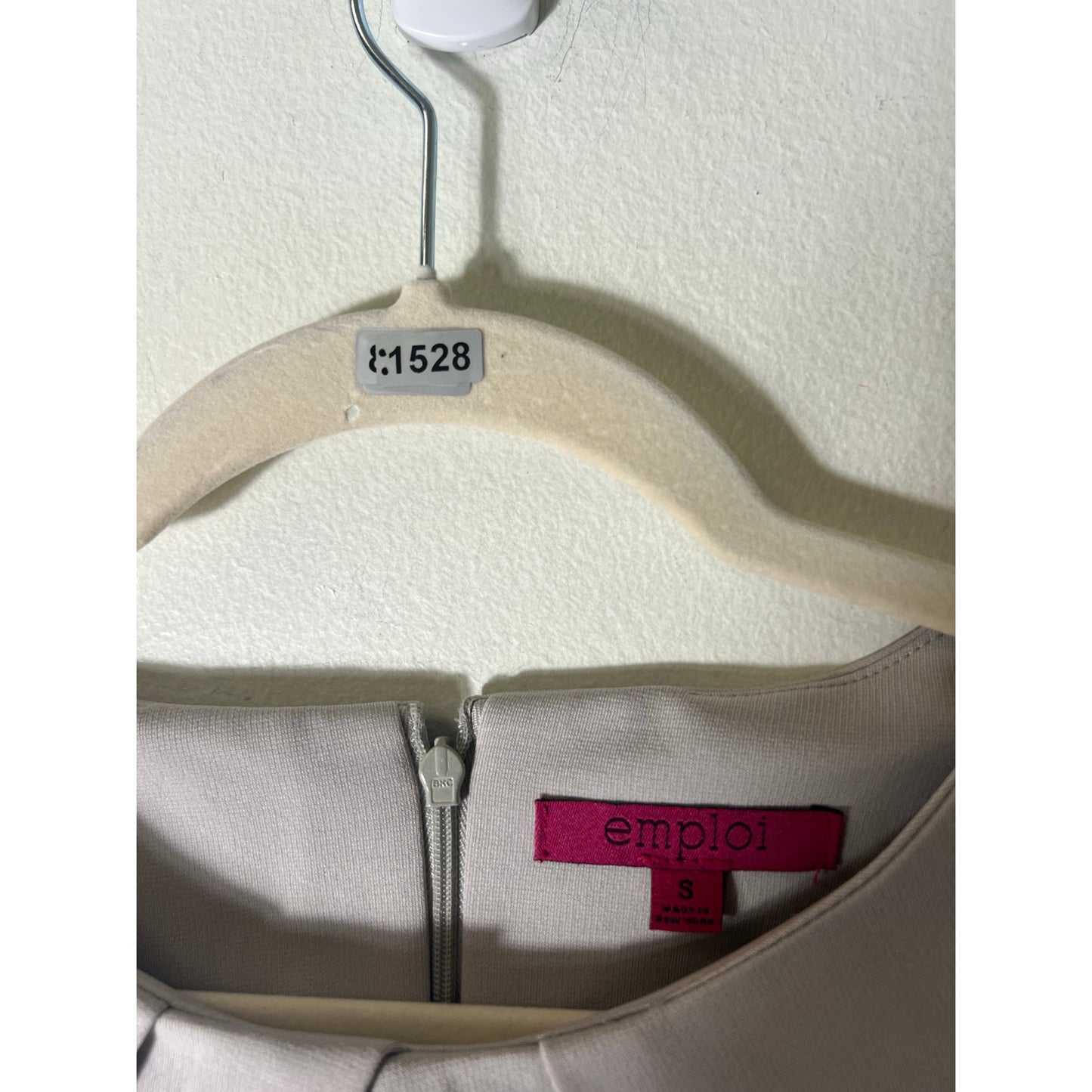 Emploi Light Gray Long Sleeve Midi Dress Sz S