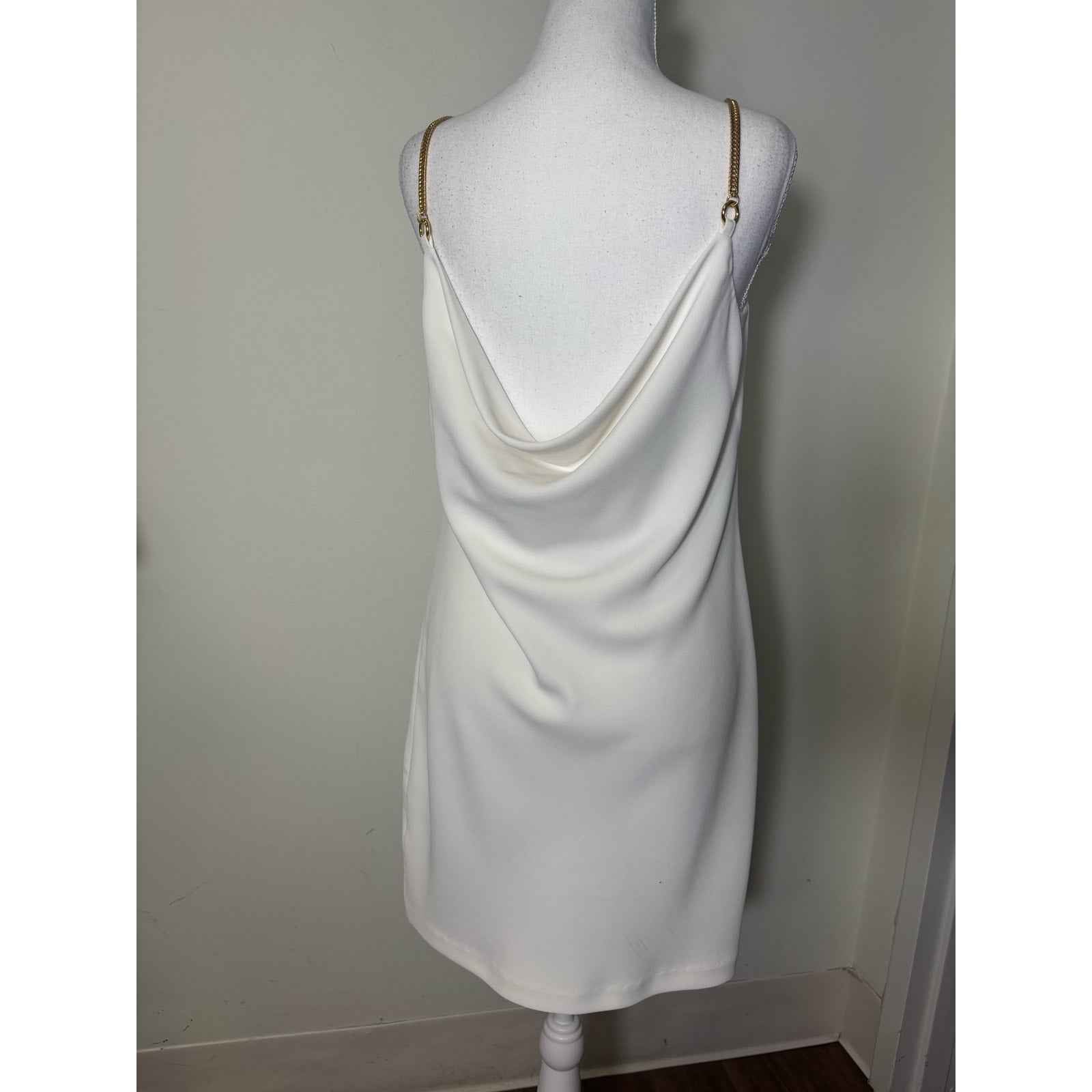 Trina Turk White Cocktail Mini Dress Sz 2