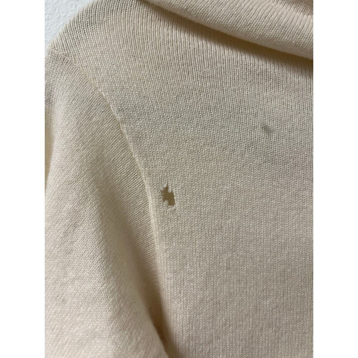 Halston White Sweater Size Extra Small