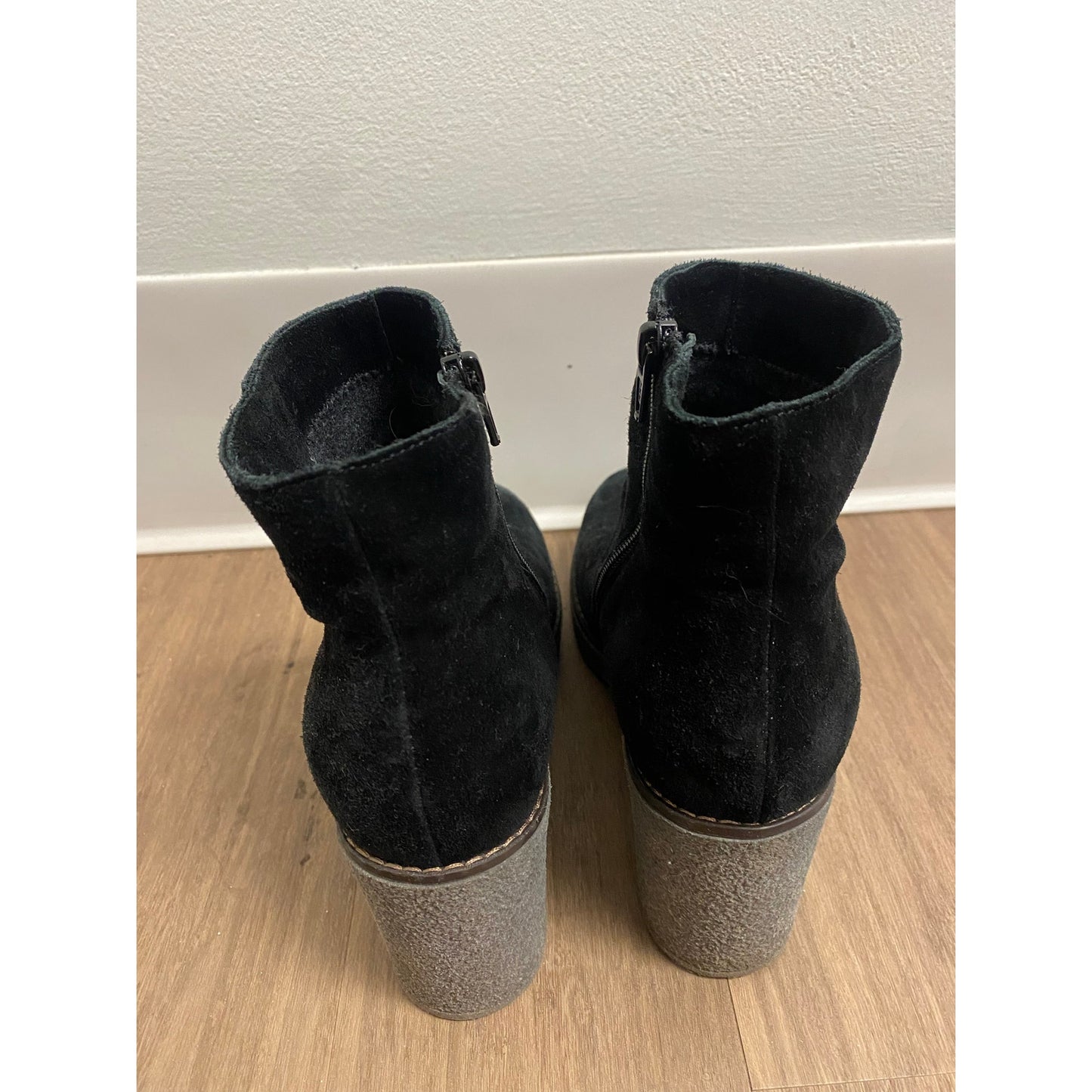 Black Velvet  Zip Up Booties size 38