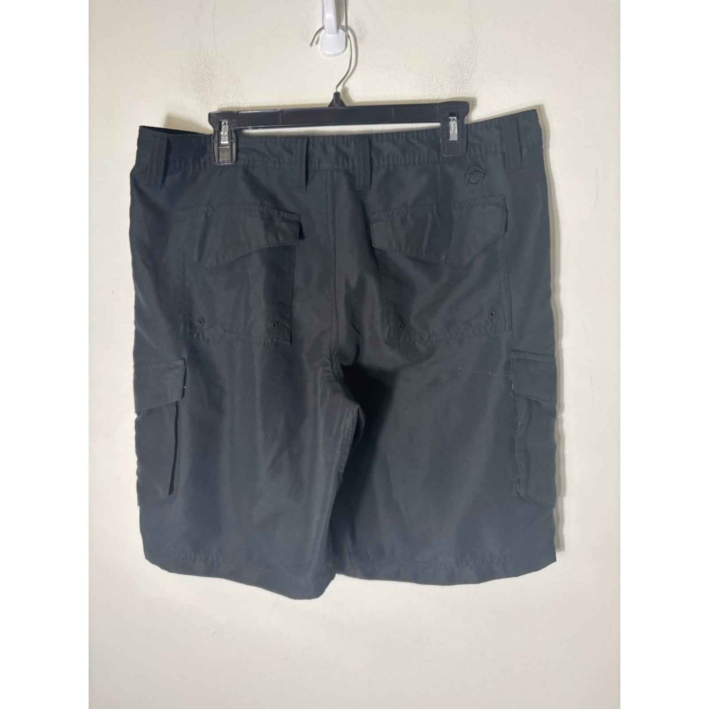 Men's Magellan Water Repellent Black Cargo Shorts Sz 34