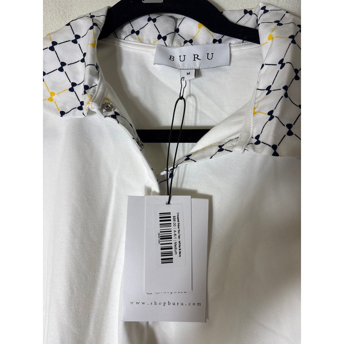 NWT BURU White and Navy Cropped Peter Pan Shirt Sz M