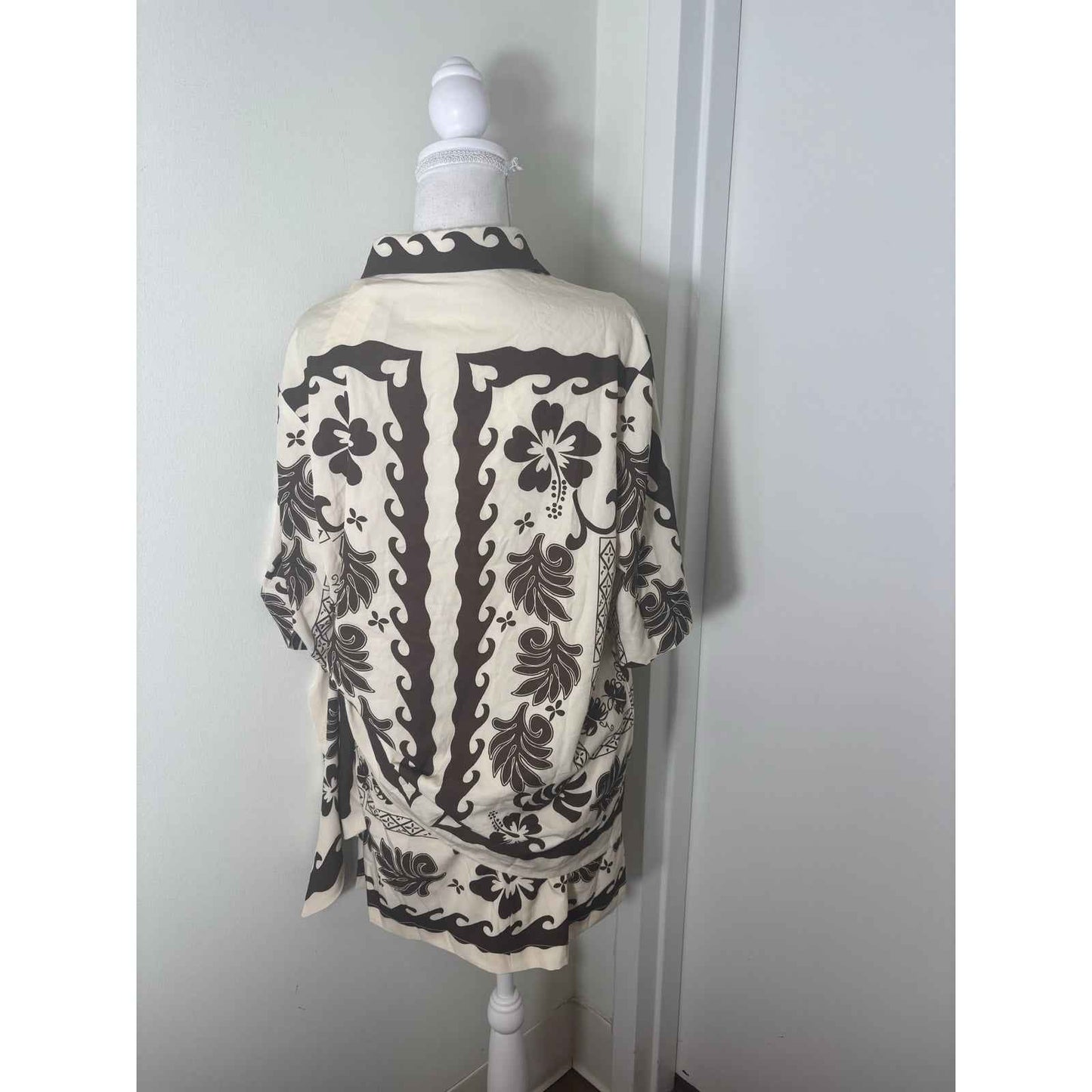 NWT Commense Off White Brown Mini Skirt Set with Half Sleeve Button Up Top Sz M