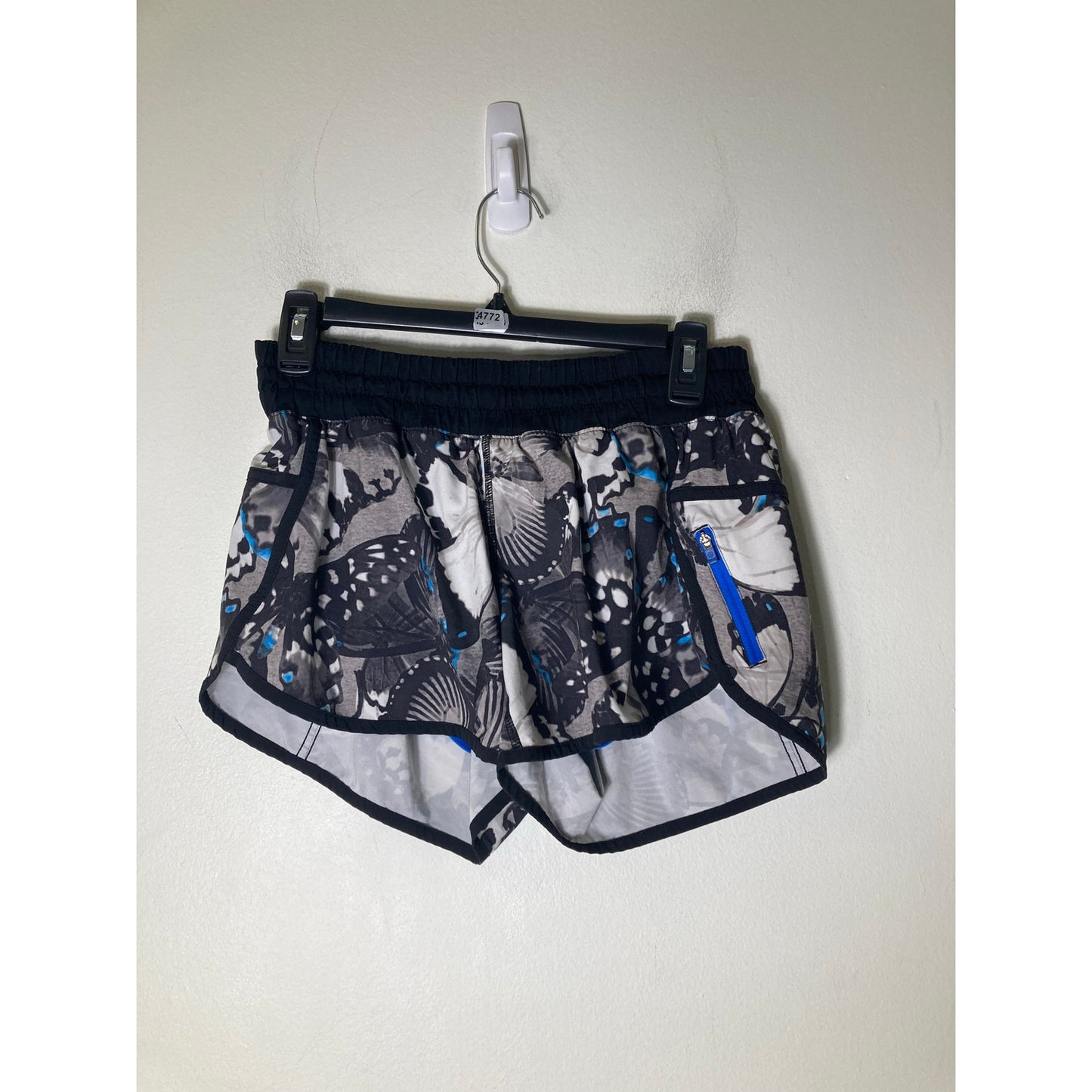 Lululemon Black Blue Gray Short Athletic Shorts Sz 8