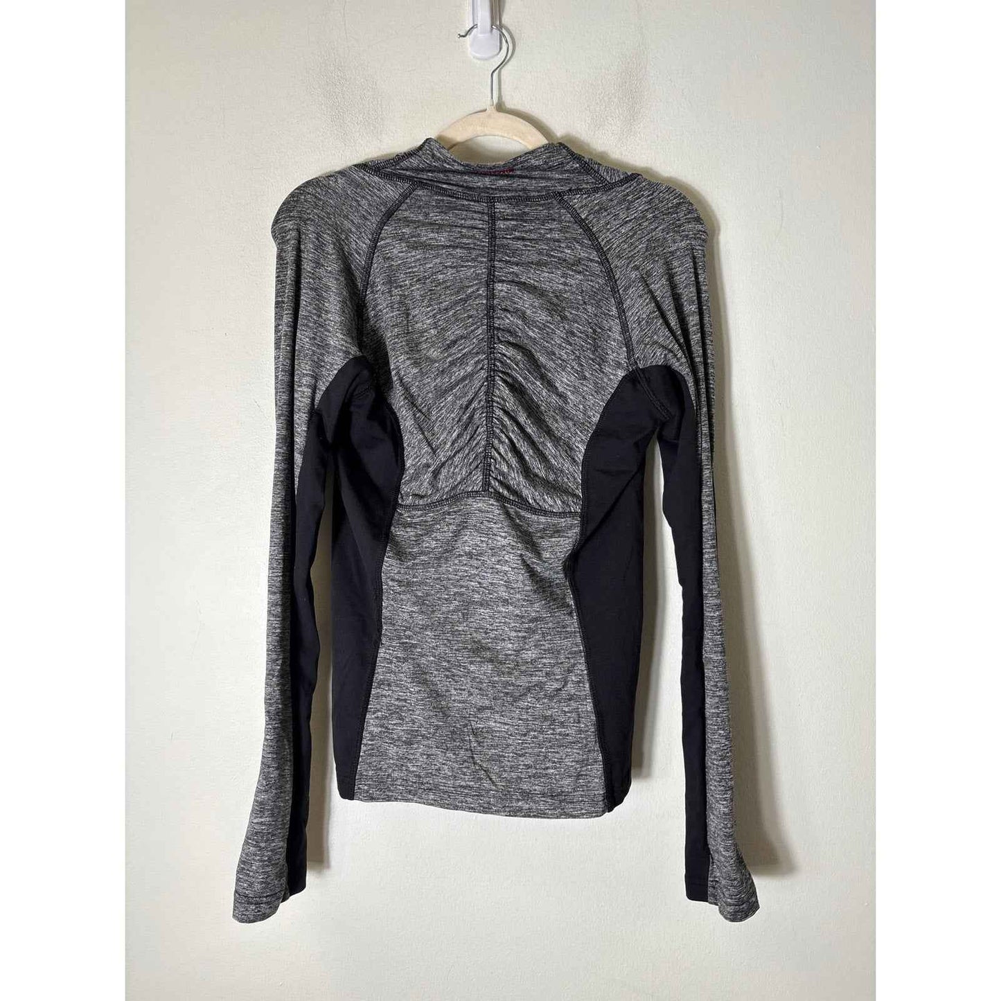 Hard Tail Black Gray Long Sleeve Athletic Quarter Zip Pullover Sz L
