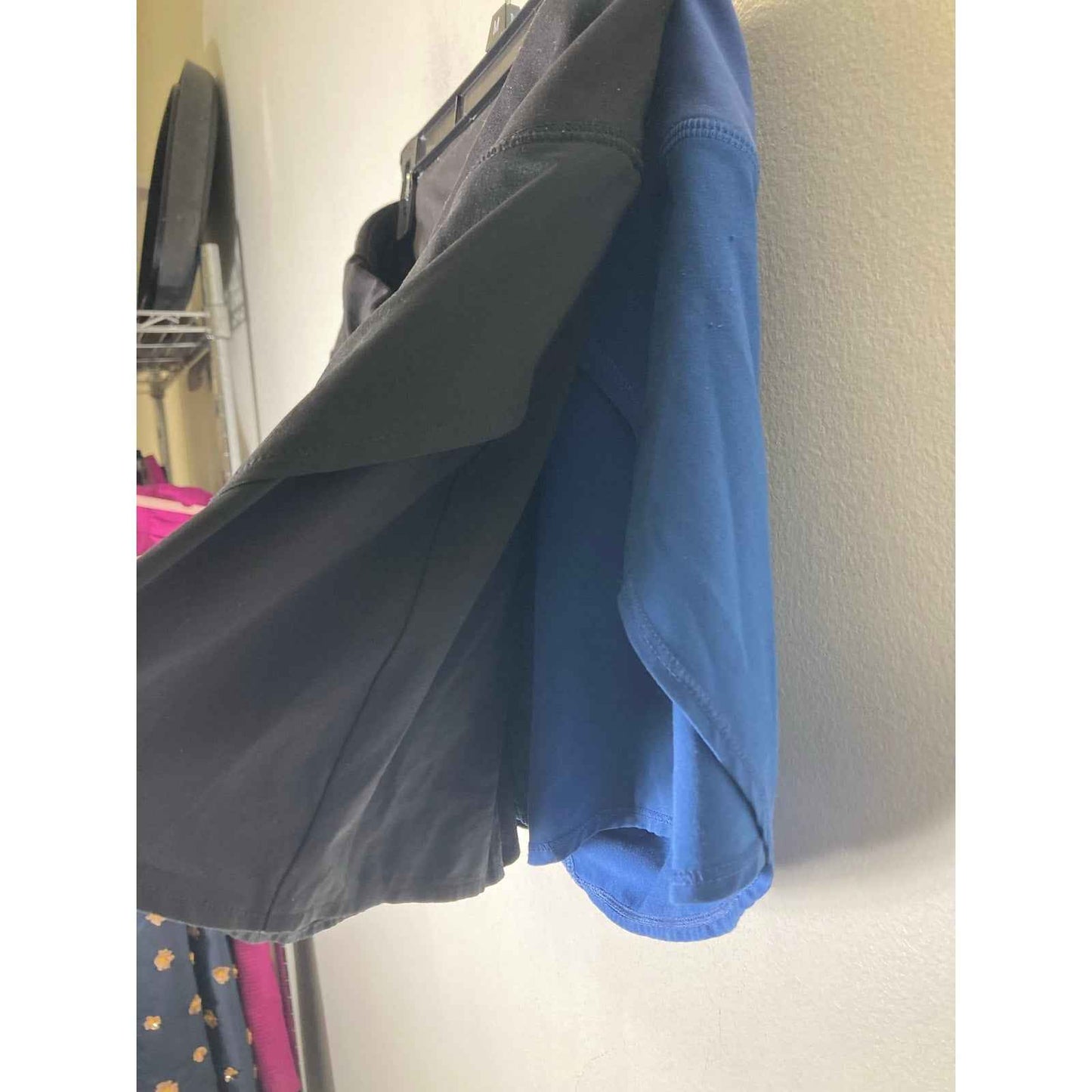 2 Stay the Path Athletic Shorts Blue and Black Sz M