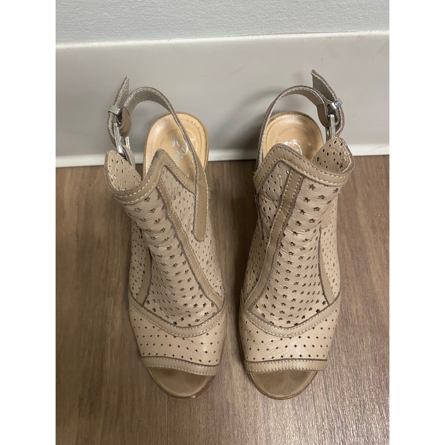 Cleere Closet | New & Used Designer Clothing, Shoes, Bags & Jewelry for All