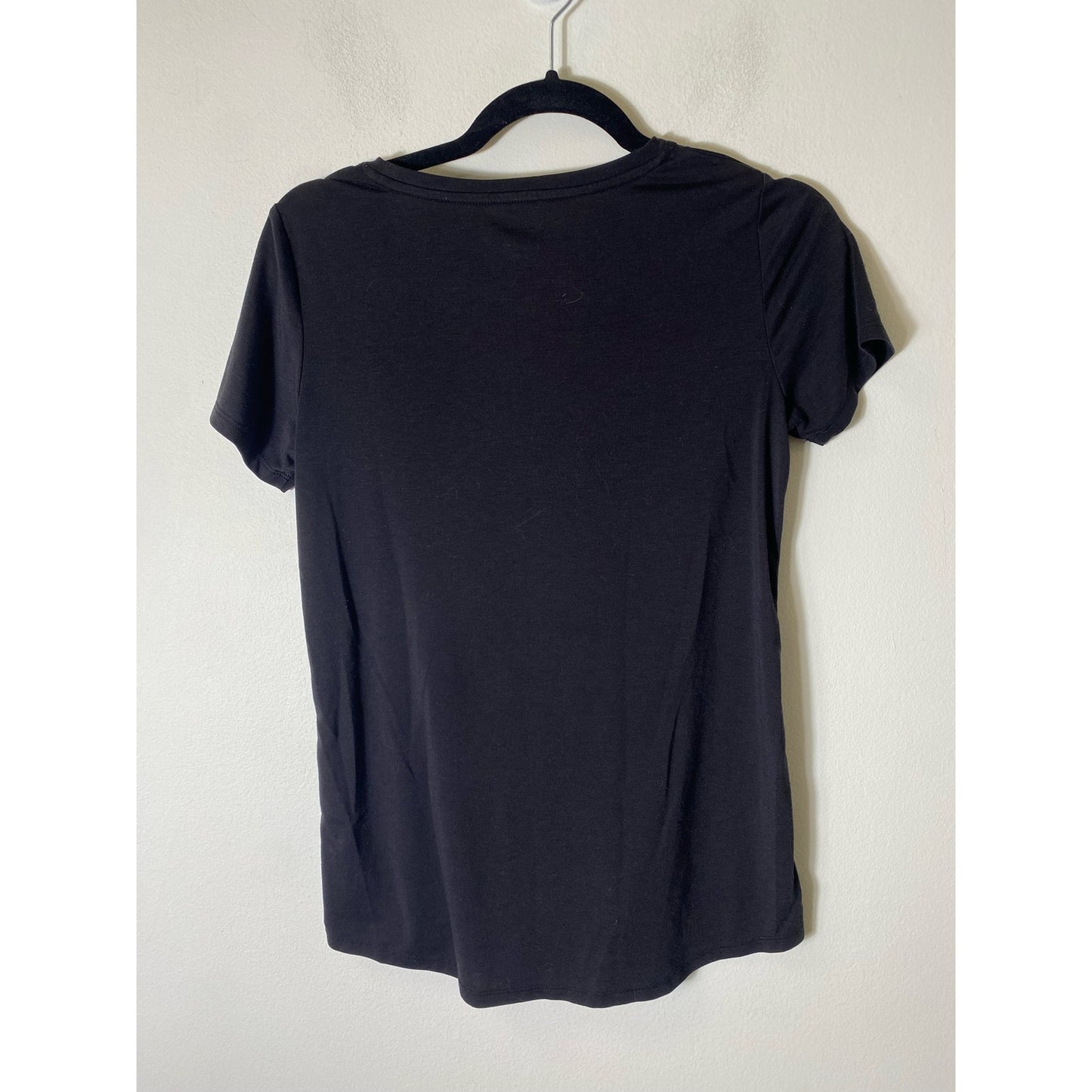 Athleta Athleisure Black V Neck Tee size XS