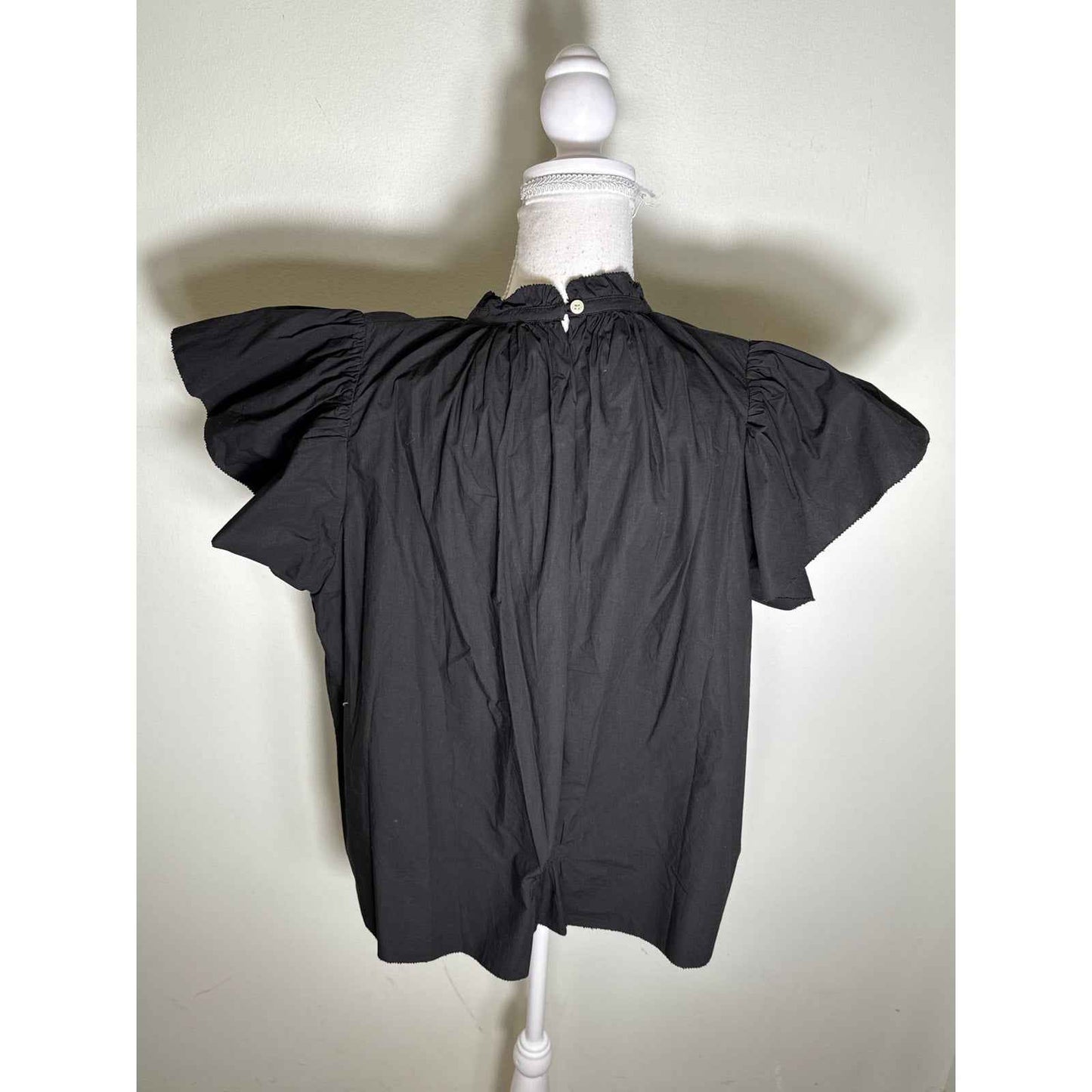 Trovata Black Flutter Sleeve Top sz L