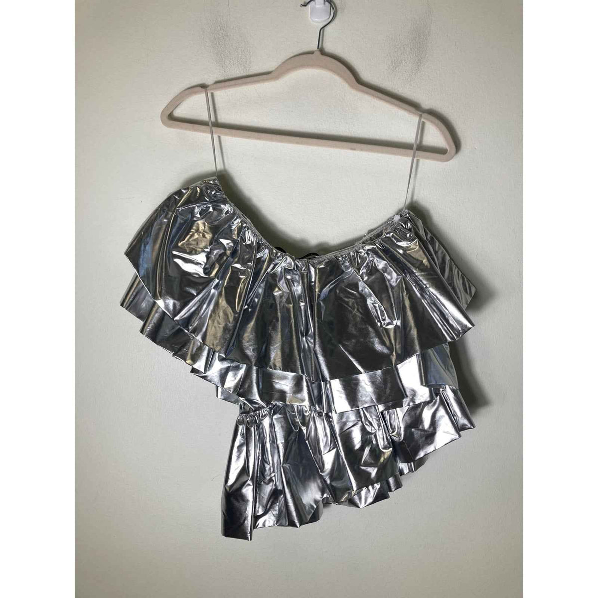 Endless Rose Silver One Shoulder Ruffle Top Sz xs