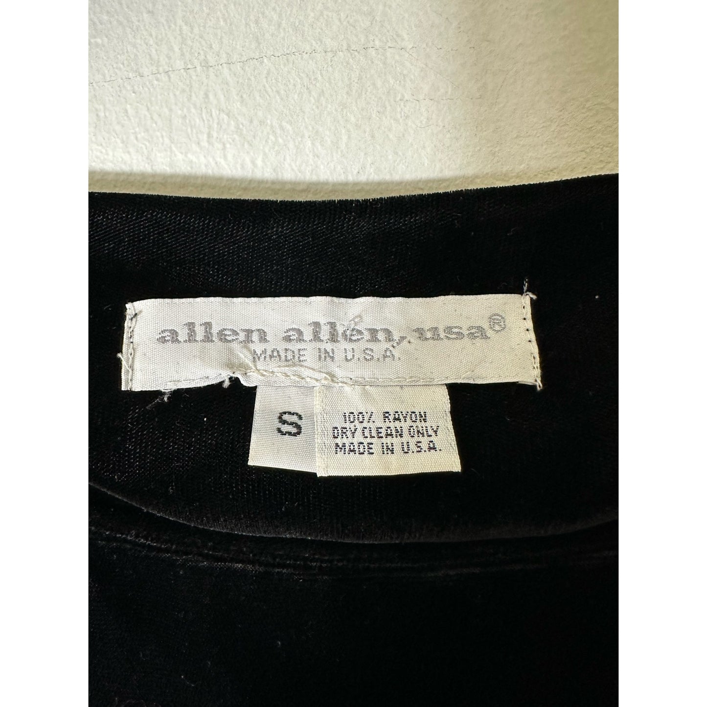 Allen Allen USA Black Velvet Long Sleeve Shirt Sz S