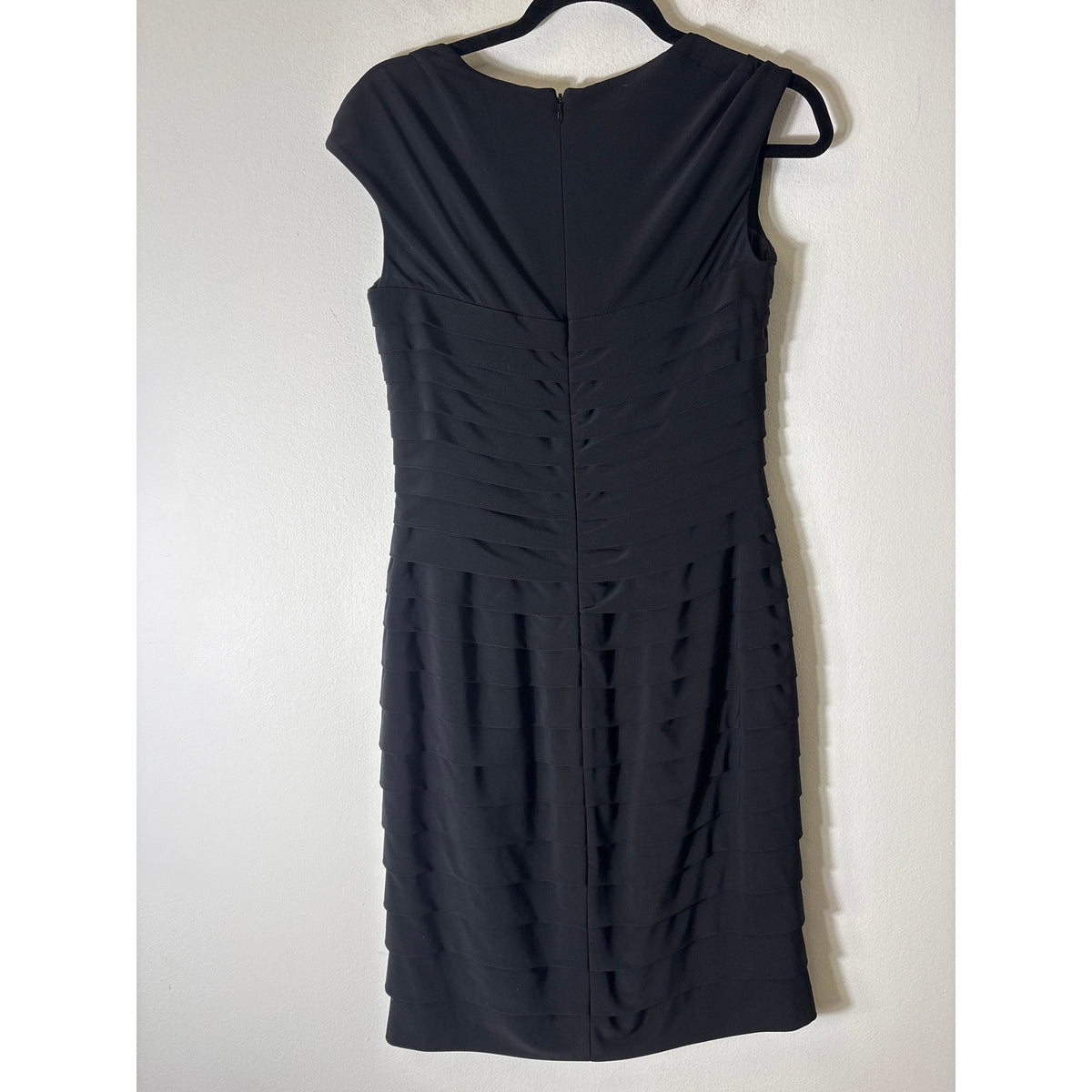 Ralph Lauren Black Cap Sleeve Pleated Knee Length Dress Sz 6