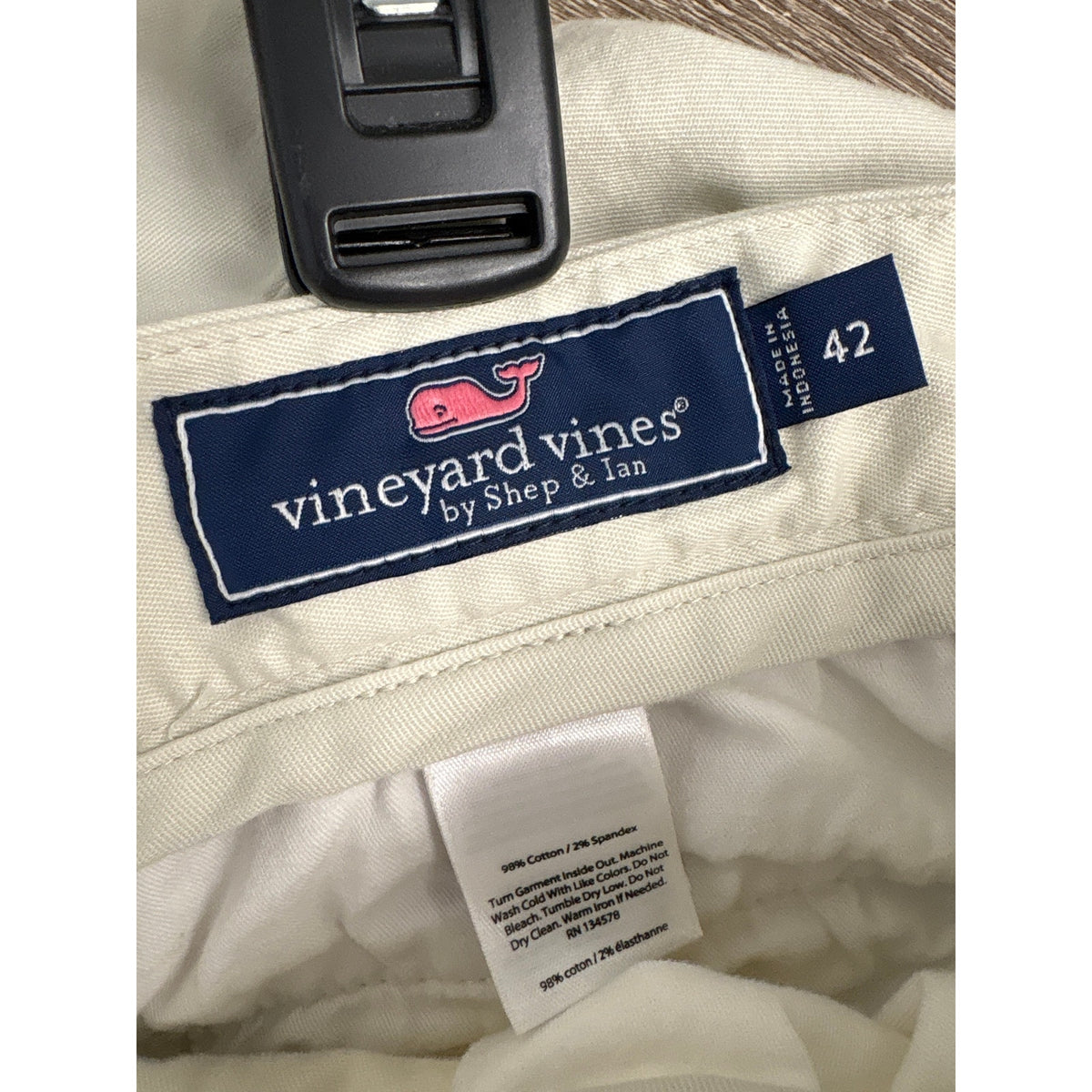 Men's Vineyard Vines Light Khaki Cotton Shorts Sz 42