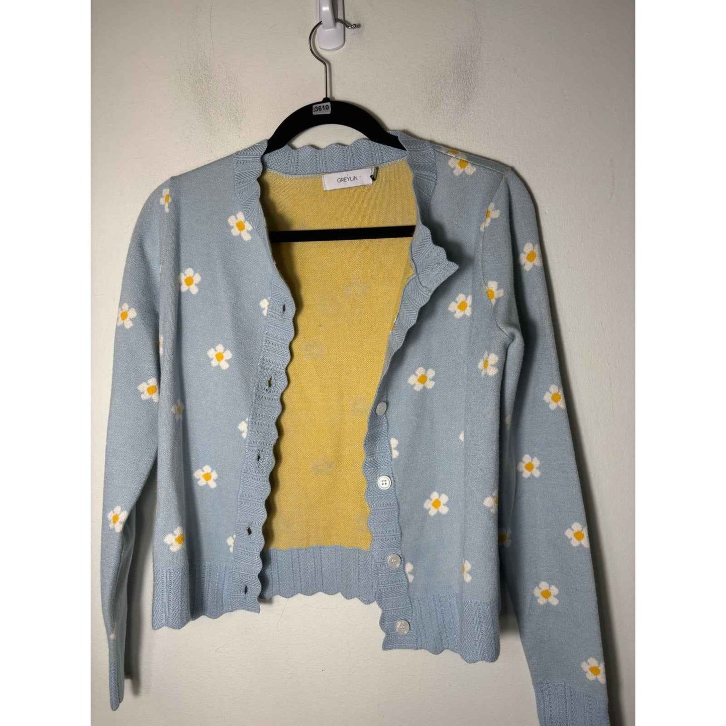 Greylin Light Blue Daisy Long Sleeve Scalloped Cardigan Sz S