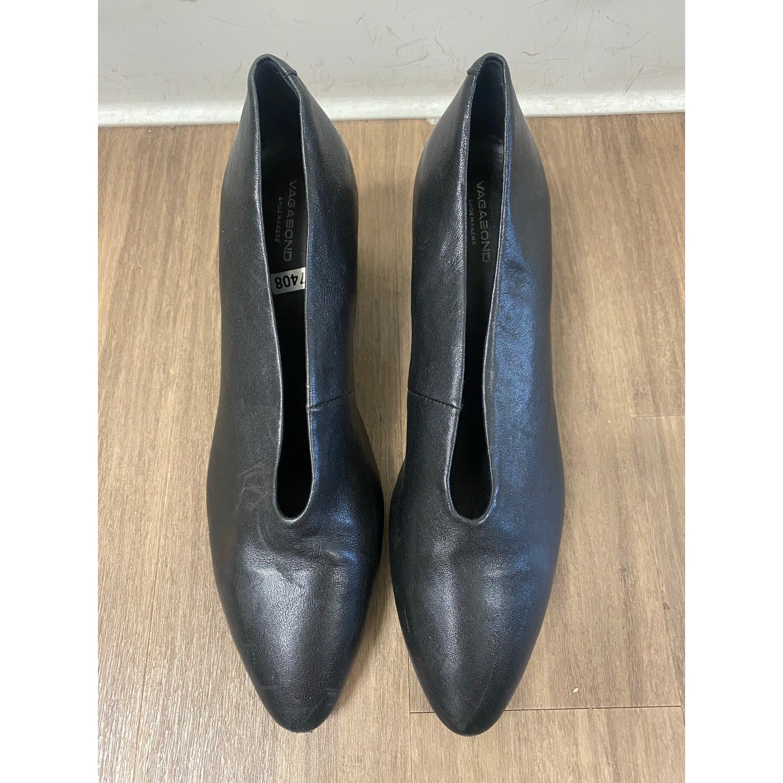 Cleere Closet | New & Used Designer Clothing, Shoes, Bags & Jewelry for All