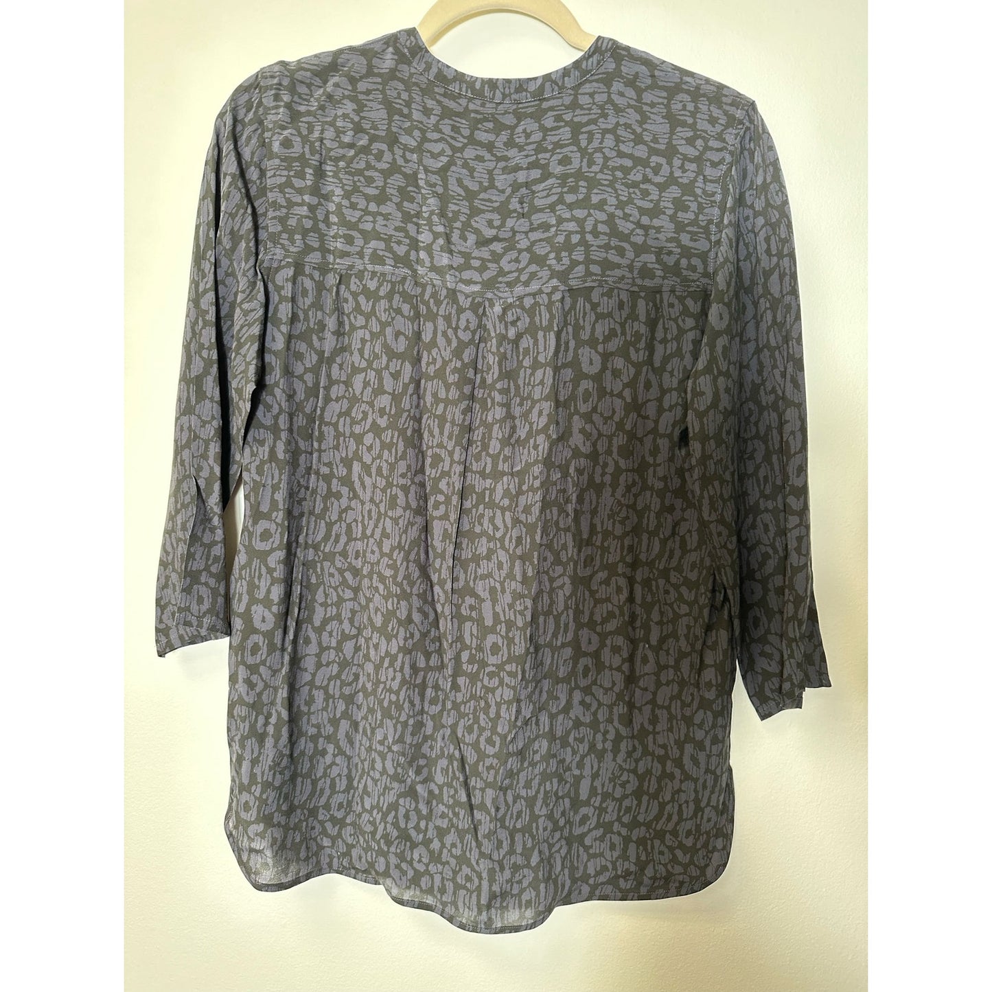 Rails Black Blue Animal Print 3/4 Sleeve Blouse Sz S