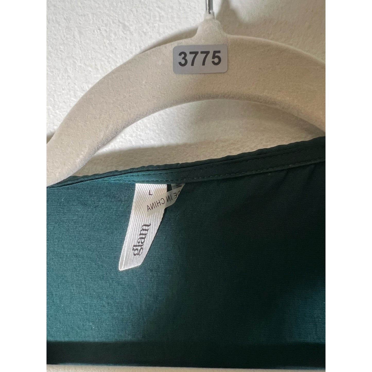 Glam Dark Green Long Sleeve V-Neck Top Sz L