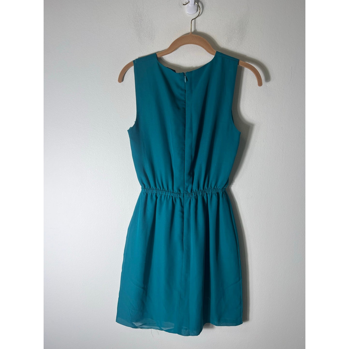 Shumaq Green Sleeveless Ruffled Knee Length Dress Sz S