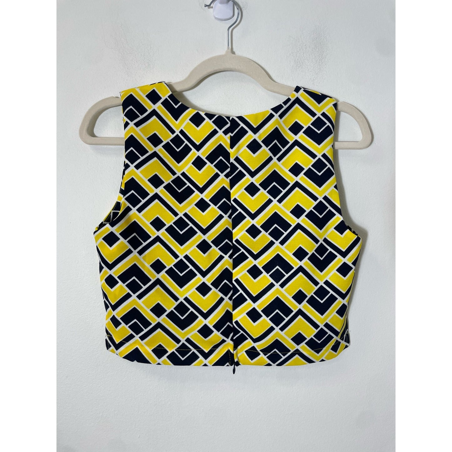 JOA Los Angeles Yellow and Navy Sleveless Top Sz S