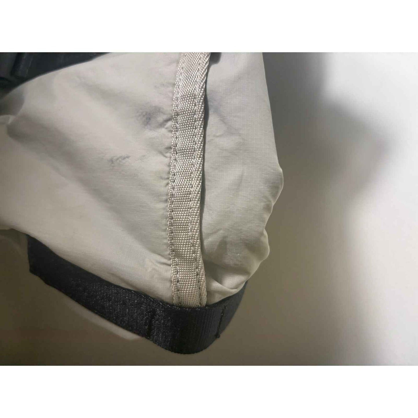 Lululemon Patch Logo Yoga Mat Tote Bag in Raw Linen and Graphite 25K