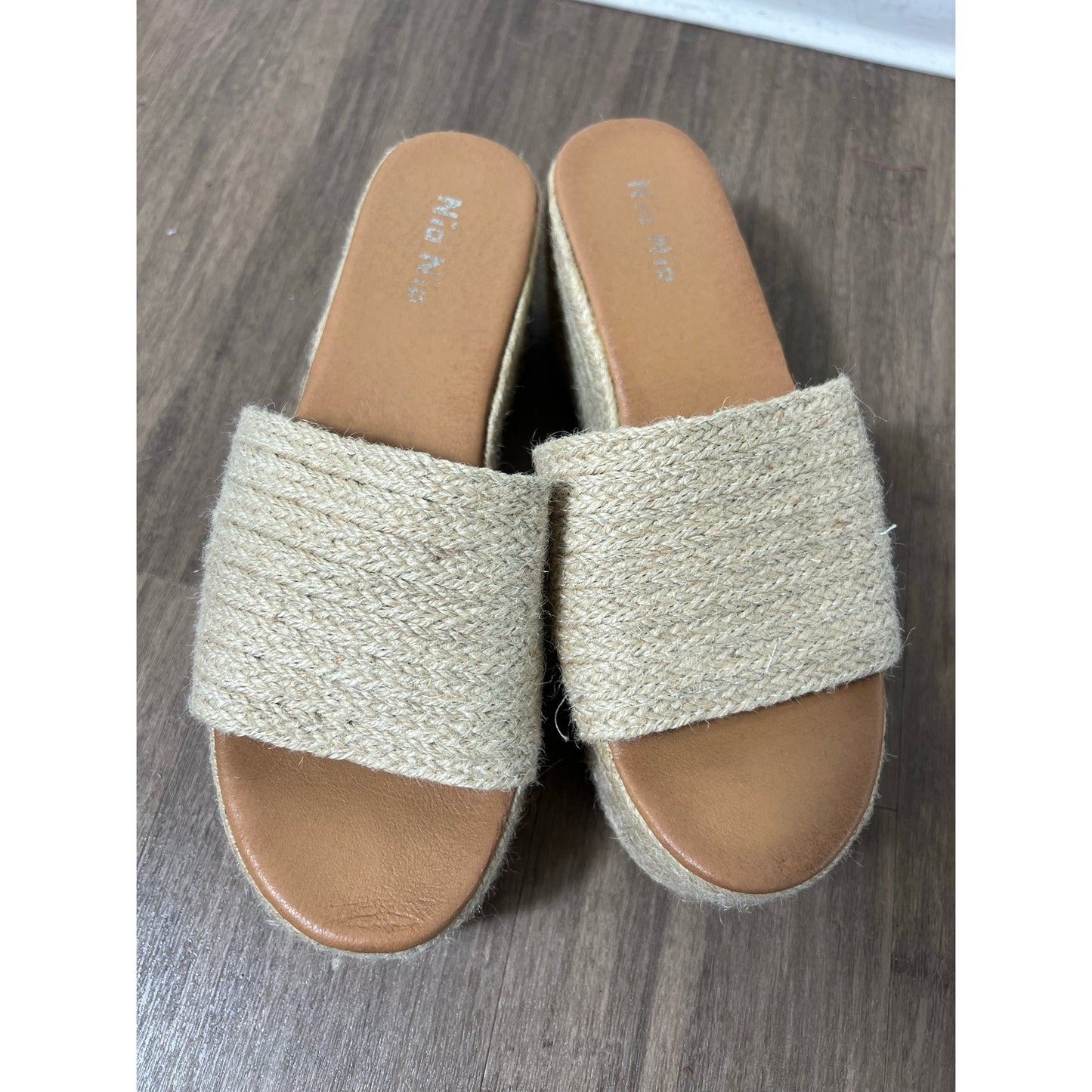 Nio Nio Rafia Stacked Platform Beige Sandal Sz 10