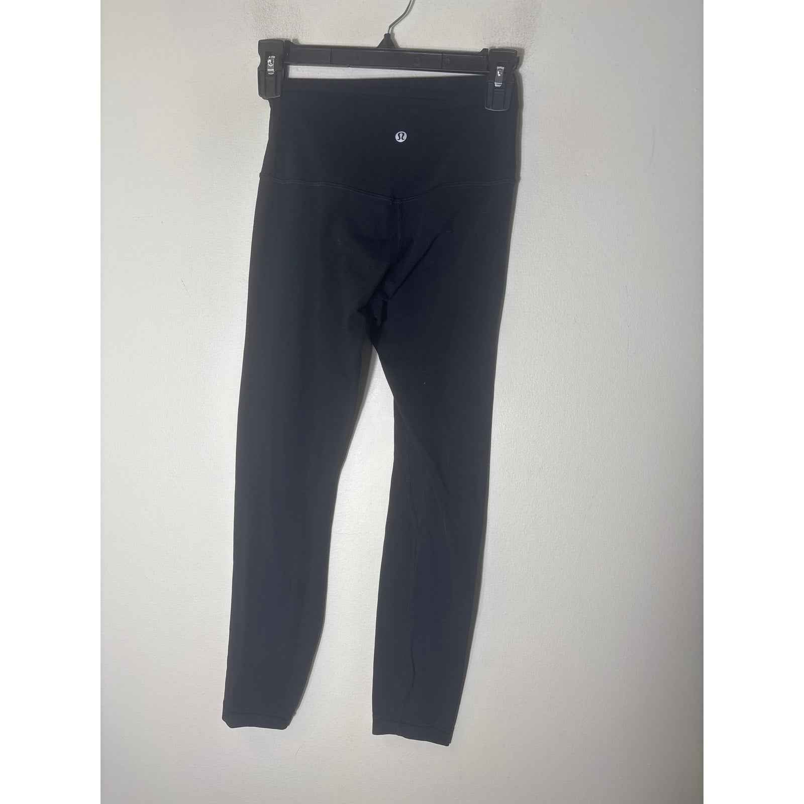 Lulu Lemon Black Ankle Athletic Leggings Sz 4